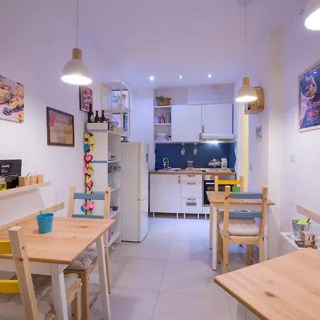 לינה וארוחת בוקר Flegreo