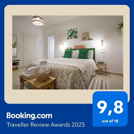 Flegreo לינה וארוחת בוקר