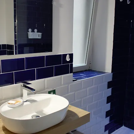 לינה וארוחת בוקר Flegreo 3*